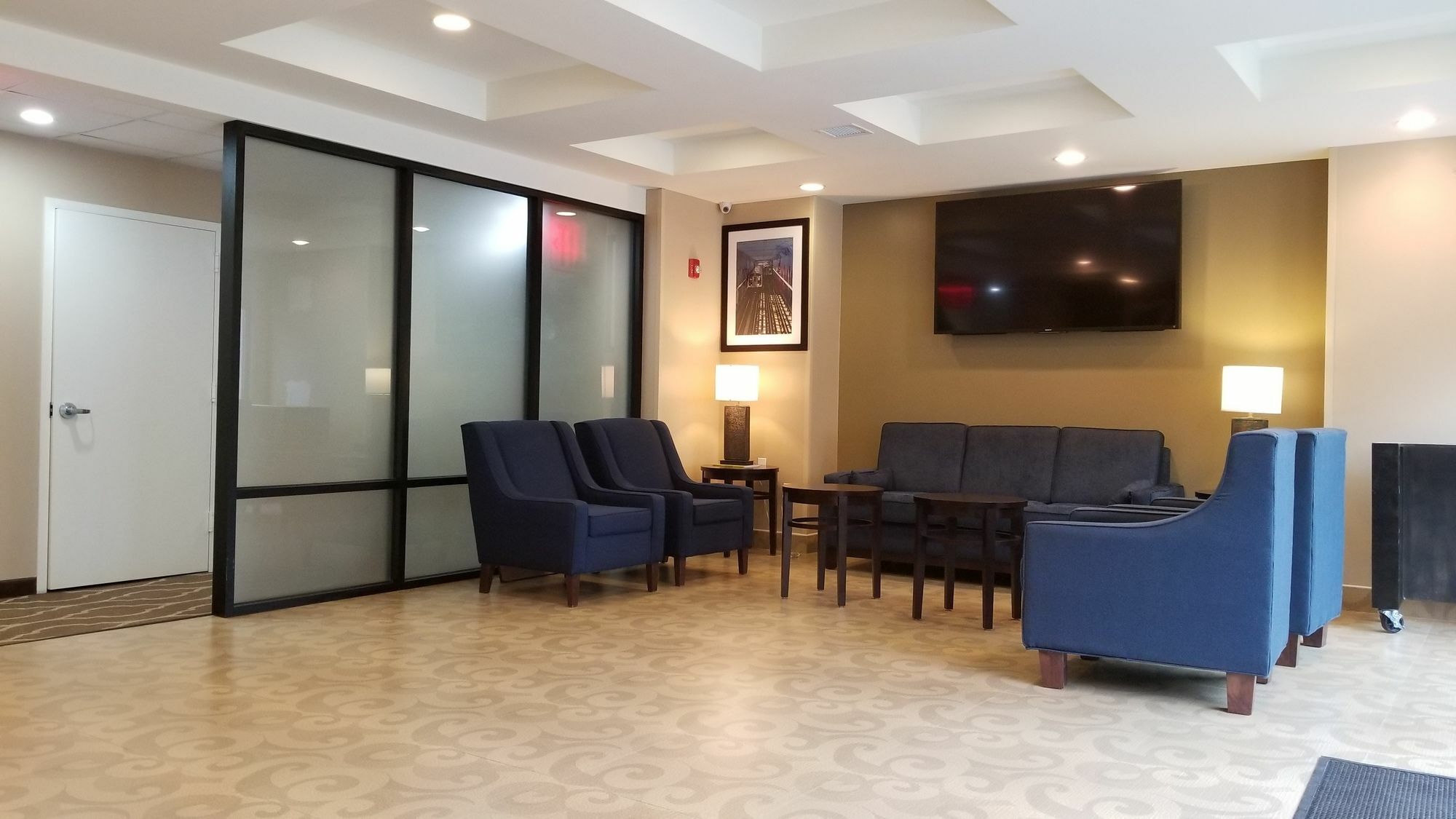 ניו יורק Days Inn By Wyndham Brooklyn Marine Park מראה חיצוני תמונה